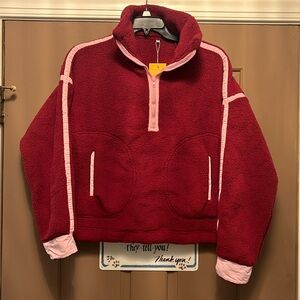 NWT Long Sleeve Half Zip Sherpa Pullover with Pockets size Medium